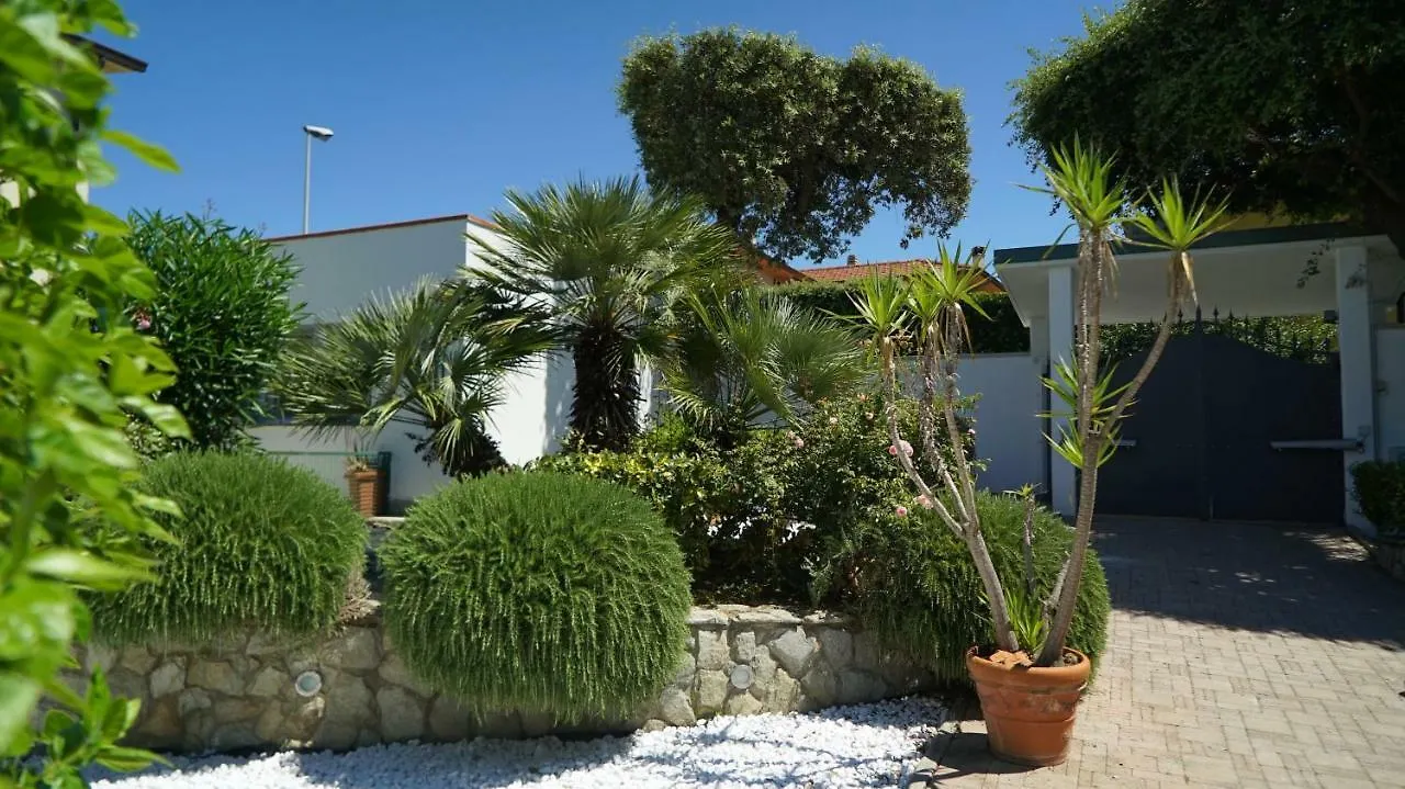 Bed & Breakfast Cosi Com E Quercianella Hotel Livorno Italy