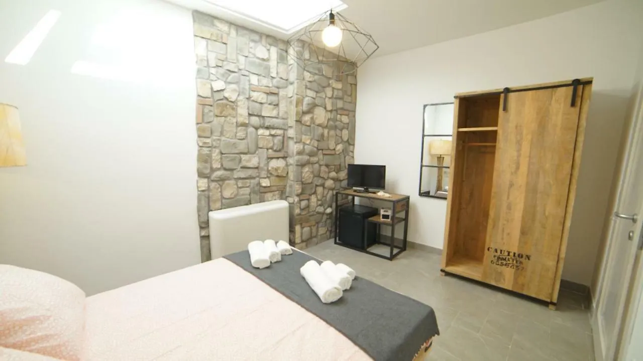 Cosi Com E Quercianella Hotel Livorno Bed & Breakfast